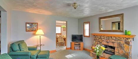 House (2 Bedrooms) | Interior