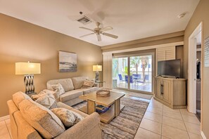 Apartment (2 Bedrooms) | Interior - Marco Island Condo w/ Shared Pool & Hot Tub! (Marco Island)