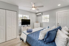 Apartment (1 Bedroom) | Interior - Walk to Gulf: Madeira Beach Condo w/ Patio (Madeira Beach)