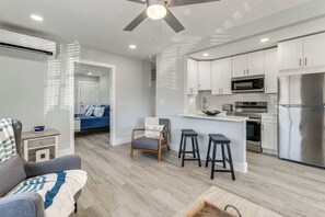 Apartment (1 Bedroom) | Interior - Walk to Gulf: Madeira Beach Condo w/ Patio (Madeira Beach)