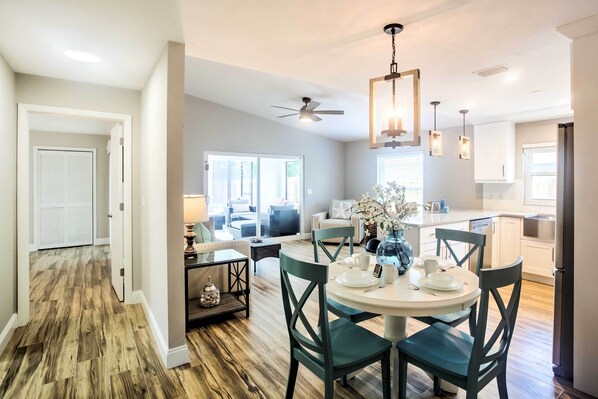 House (3 Bedrooms) | Interior - Naples Home w/ Lanai & Pool Near Vanderbilt Beach! (Naples)