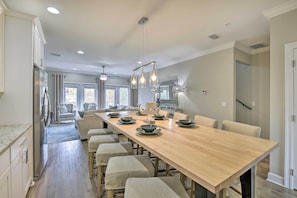 Dining - Miramar Beach Townhome w/ Balcony Near Ocean! (Miramar Beach)