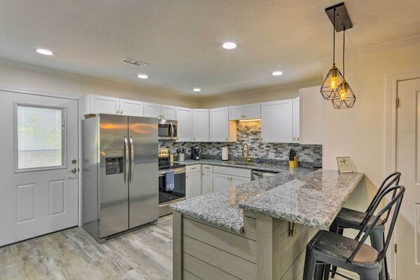 Apartment (2 Bedrooms) | Bahagian dalam