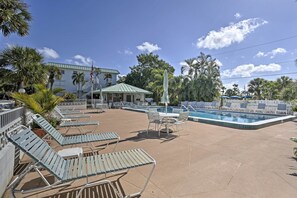 Apartment (2 Bedrooms) | Interior - Modern Fort Myers Beach Retreat w/ Pool Access! (Fort Myers Beach)