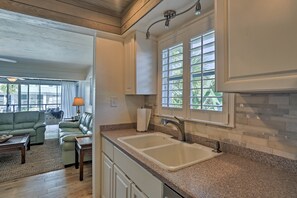 Apartment (2 Bedrooms) | Interior - Modern Fort Myers Beach Retreat w/ Pool Access! (Fort Myers Beach)