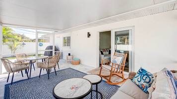 Casa (2 Bedrooms) | Interior