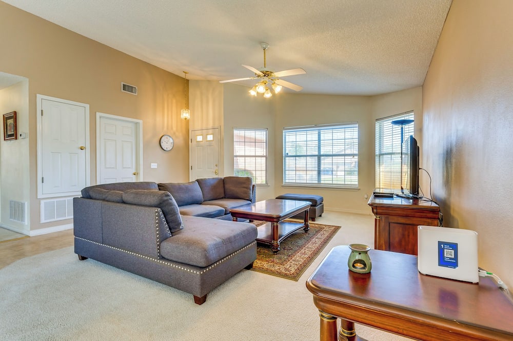 Navarre Vacation Rental Home ~ 4 Mi to Beach! - Santa Rosa Sound, FL