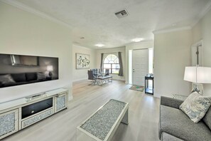 Interior - Lanai + Pool: Dog-friendly Home in Cape Coral! (Cape Coral)