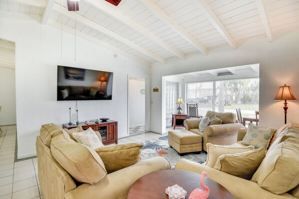 House (3 Bedrooms) | Interior - Ormond Beach Vacation Rental - Walk to Ocean! (Ormond Beach)