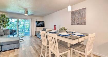 Old Florida Setting w/ Kayaks & Fishing Poles