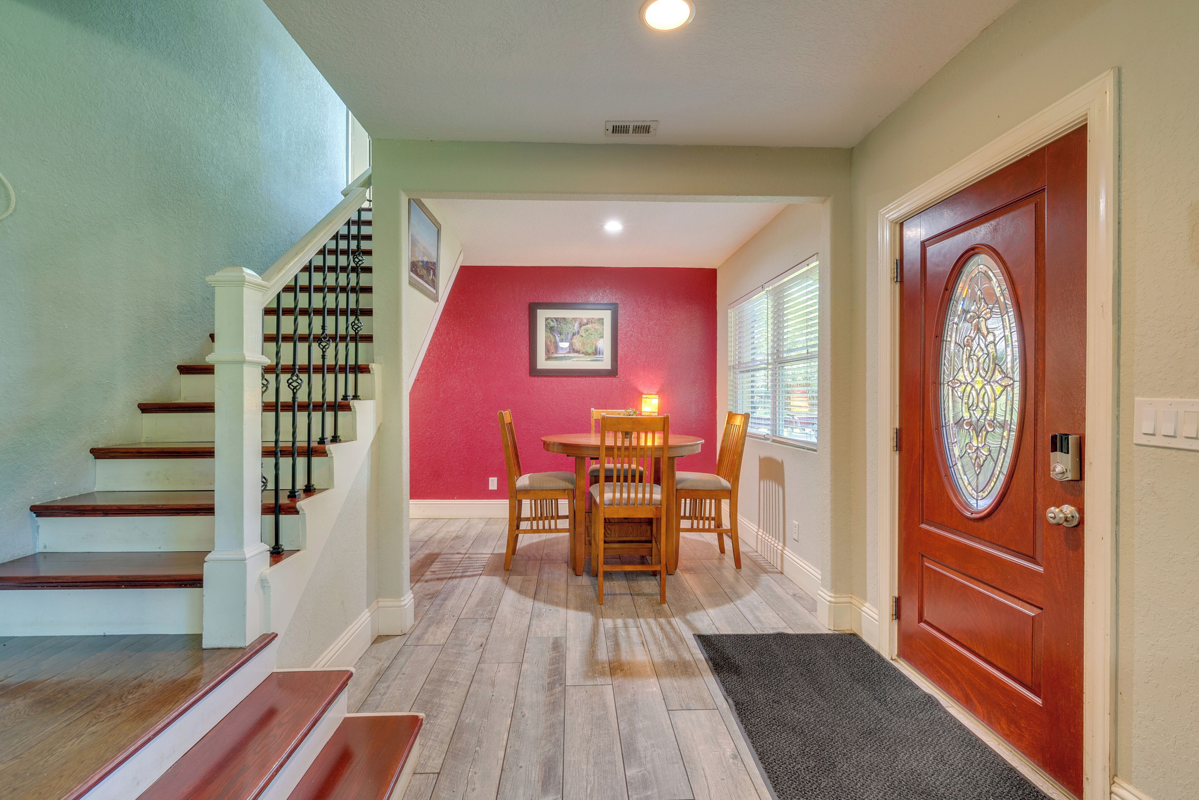 Ocklawaha House on Lake Fay W/pool Table & Hot Tub