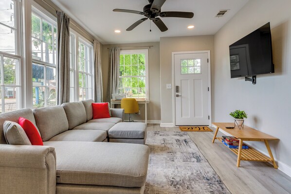 House (3 Bedrooms) | Front of property