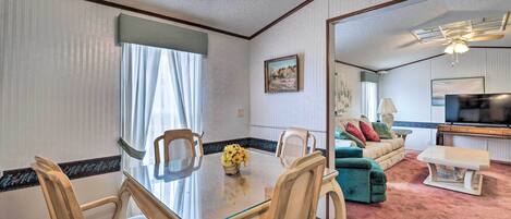 House (2 Bedrooms) | Interior