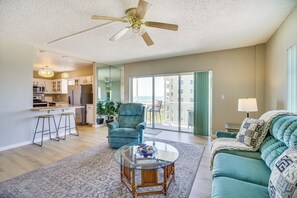 Apartment (1 Bedroom) | Interior - Oceanview Condo on Satellite Beach! (Satellite Beach)