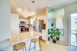 Apartment (1 Bedroom) | Interior - Oceanview Condo on Satellite Beach! (Satellite Beach)