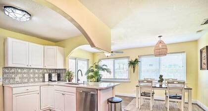 Coastal Bonita Shores Holiday Home Near Beach!