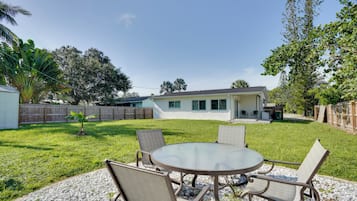 House (3 Bedrooms) | Front of property