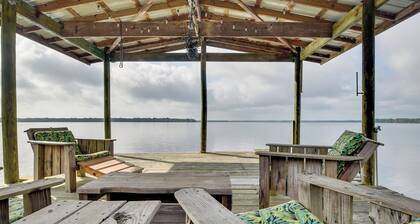'pirate Cove' Home in Welaka: Dock & River Access!
