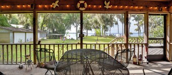 'pirate Cove' Home in Welaka: Dock & River Access!