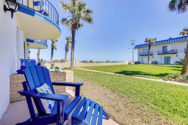 Apartment (2 Bedrooms) | Interior - Oceanfront Ormond Beach Condo: Patio, Pool Access! (Ormond Beach)
