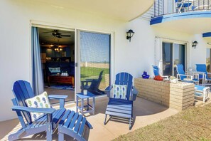 Apartment (2 Bedrooms) | Interior - Oceanfront Ormond Beach Condo: Patio, Pool Access! (Ormond Beach)