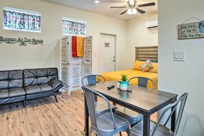 Interior - Panama City Beach Vacation Rental: Bikes Provided! (Panama City Beach)