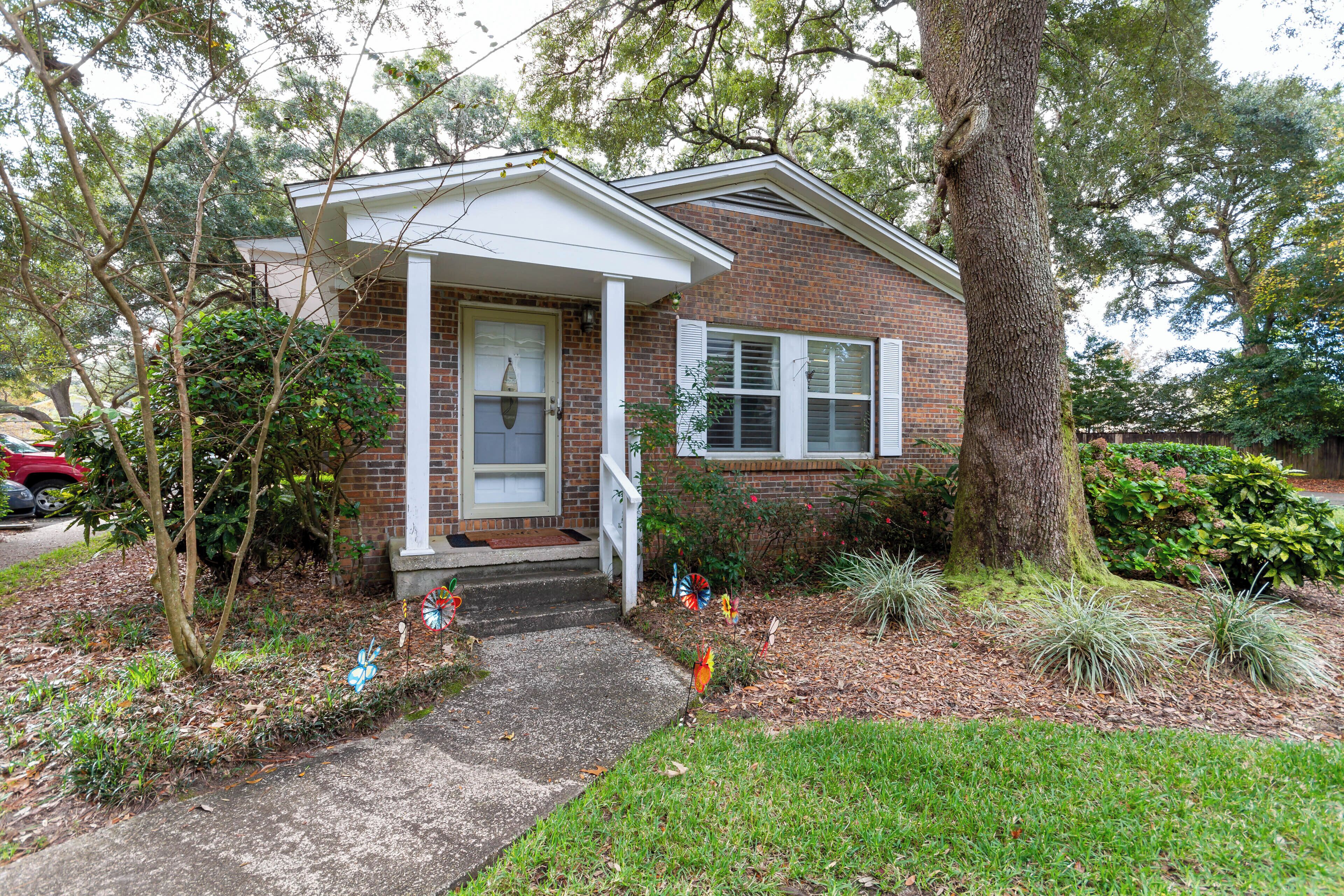 Apartment (2 Bedrooms) | Exterior