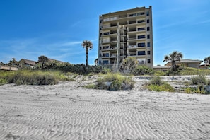 Apartment (2 Bedrooms) | Interior - Beachfront New Smyrna Condo: 1 Mi to Flagler Ave (New Smyrna Beach)