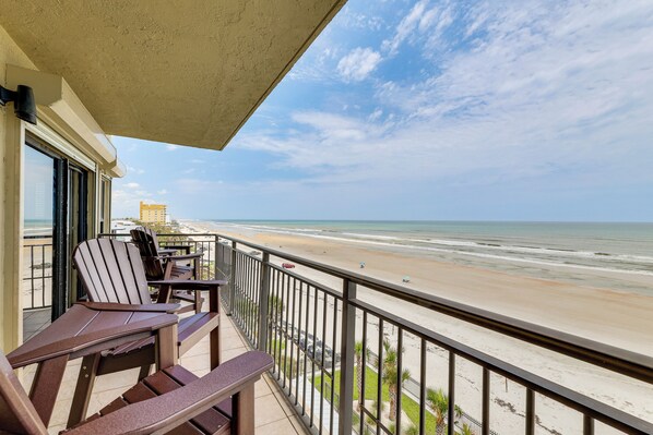 Apartment (2 Bedrooms) | Interior - Beachfront New Smyrna Condo: 1 Mi to Flagler Ave (New Smyrna Beach)