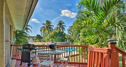 Quaint Central Miami Bungalow: 10 Mi to Mid-beach!