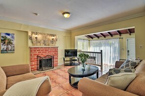 House (4 Bedrooms) | Interior - Quaint Central Miami Bungalow: 10 Mi to Mid-beach! (Miami Springs)