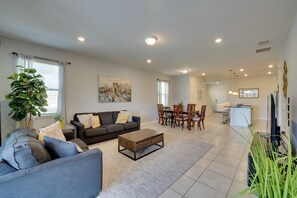 Villa (Multiple Bedrooms) | Interiör