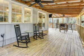 House (3 Bedrooms) | Interior - Secluded 2-home Getaway on < 13 Forest Acres! (Crestview)