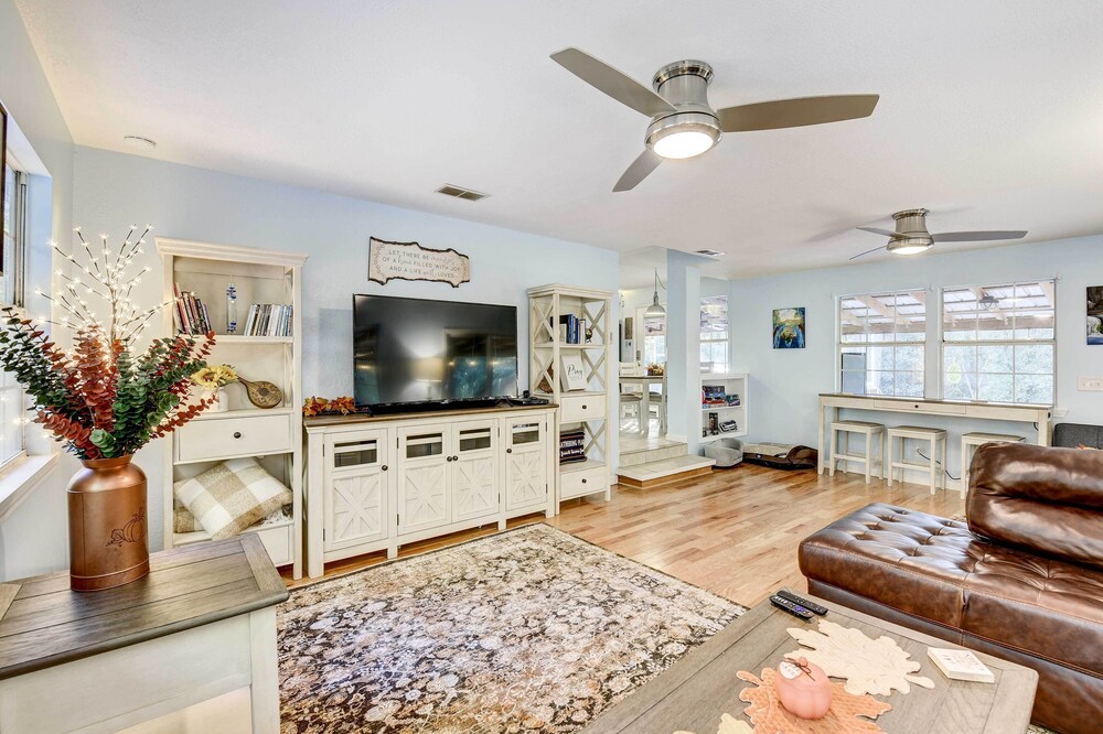 Secluded 2-home Getaway on 12.5 Forest Acres!
