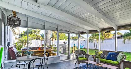 Remodeled St Petersburg Retreat w/ Hot Tub!