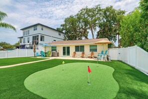 Unclassified image, 3 of 63, button - Riverfront Home w/ Putting Green & Boat Dock! (New Port Richey)