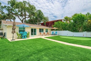 Unclassified image, 2 of 63, button - Riverfront Home w/ Putting Green & Boat Dock! (New Port Richey)