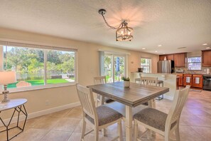 Cottage (3 Bedrooms) | Interior - Riverfront Home w/ Putting Green & Boat Dock! (New Port Richey)