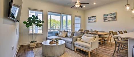 Apartment (3 Bedrooms) | Front of property