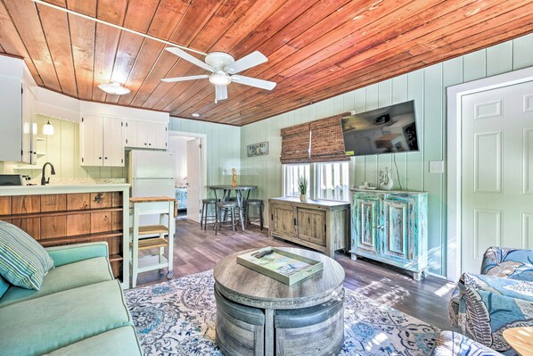 Cottage (1 Bedroom) | Interior - Remodeled Siesta Key Escape Walk to the Beach! (Siesta Key)