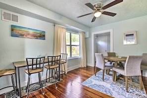Interior - Centrally Located Home - 7 Miles to Siesta Key! (Sarasota)