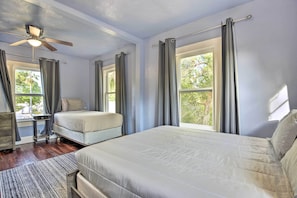 Interior - Centrally Located Home - 7 Miles to Siesta Key! (Sarasota)