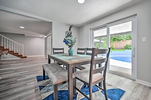 Dining - Spacious Brandon Home w/ Private Outdoor Pool (Brandon)