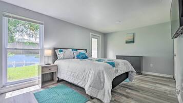 House (5 Bedrooms) | 5 bedrooms, iron/ironing board, bed sheets