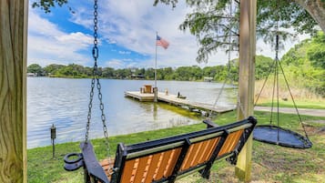 House (3 Bedrooms) | Property grounds