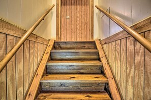 House (5 Bedrooms) | Interior - St Johns River Canal Home w/ Grill! (Crescent City)