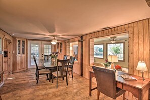 Interior - St Johns River Canal Home w/ Grill! (Crescent City)