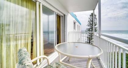 Steps to Sand: Satellite Beach Condo w/ Views!