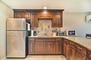 Apartment (0 Bedroom) | Interior - On-site Pond: Sleek Largo Studio < 7 Mi to Beach! (Seminole)