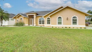 House (4 Bedrooms) | Interior - Private Yard & Pool: Stunning Cape Coral Getaway! (Cape Coral)